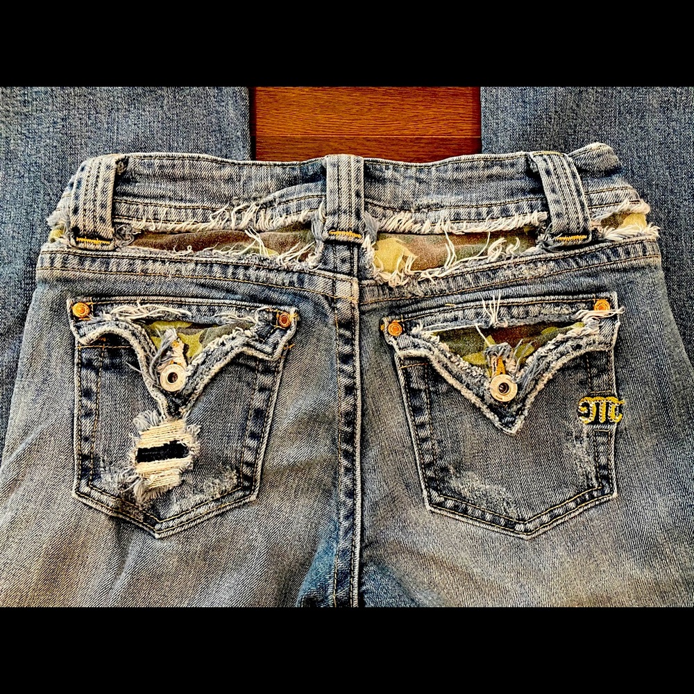 Miss Me JP4221 "Windsor" Bootcut Women's Jeans